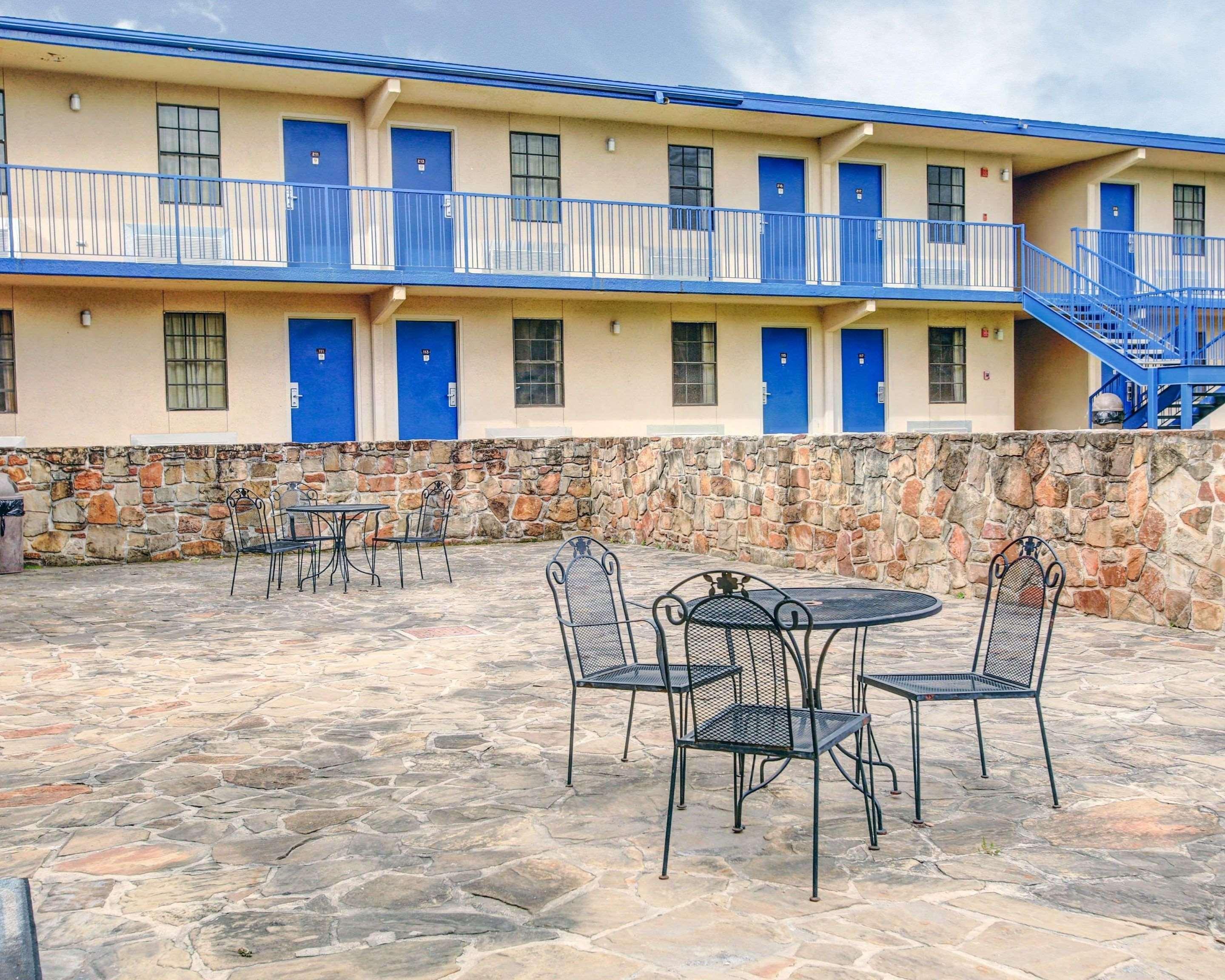Rodeway Inn New Braunfels Dış mekan fotoğraf